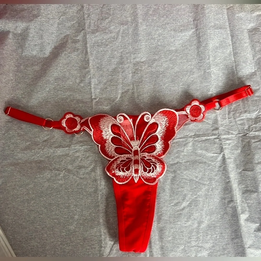 𝅺INTIMATE apparel - Picture 12 of 15